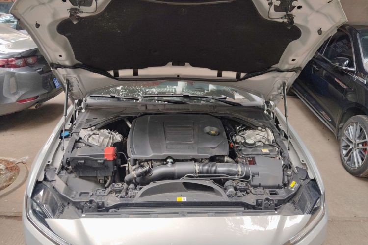 捷豹XEL 2024款 2.0T 250PS R-DYNAMIC S进取运动版局部细节24