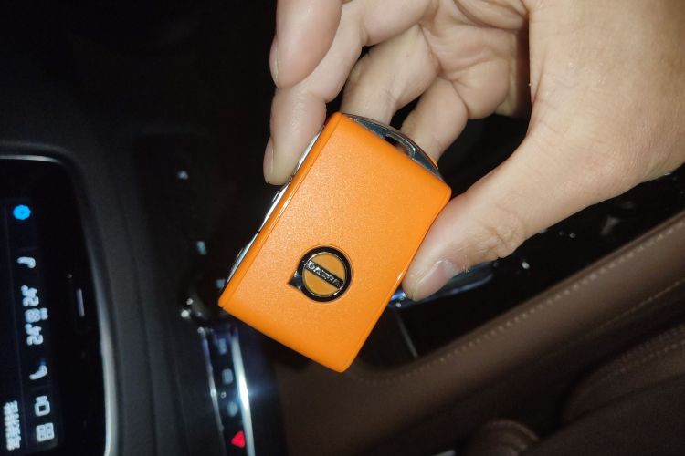 沃尔沃XC90 2024款 B6 智雅豪华版 7座中控内饰11