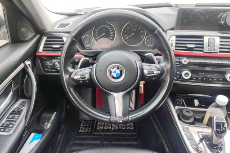 宝马3系 2015款 328Li 豪华设计套装中控内饰13