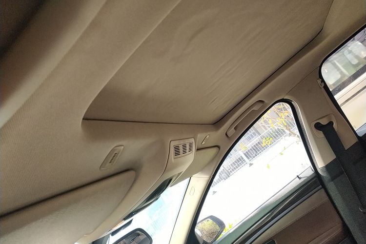 宝马5系 2014款 525Li 豪华设计套装中控内饰22