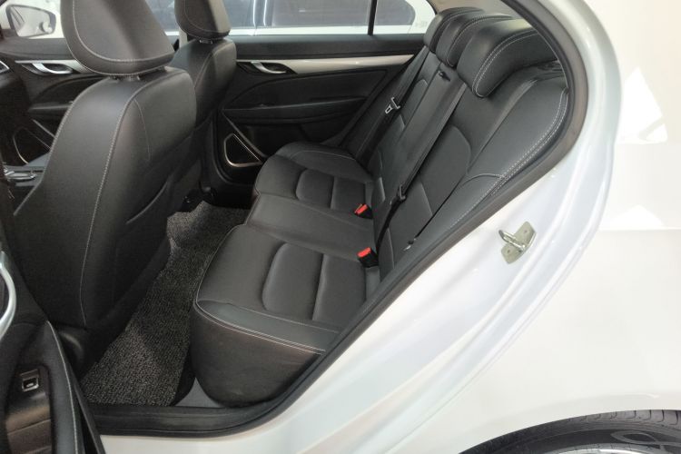 吉利汽车 帝豪 2020款 1.5L CVT豪华型中控内饰21