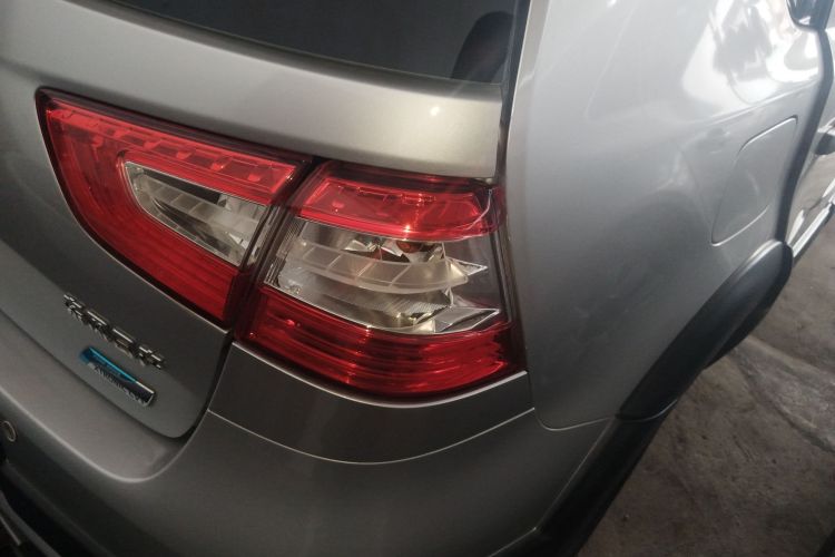 日产 骊威 2013款 劲锐 1.6XL CVT舒适版车身外观6006