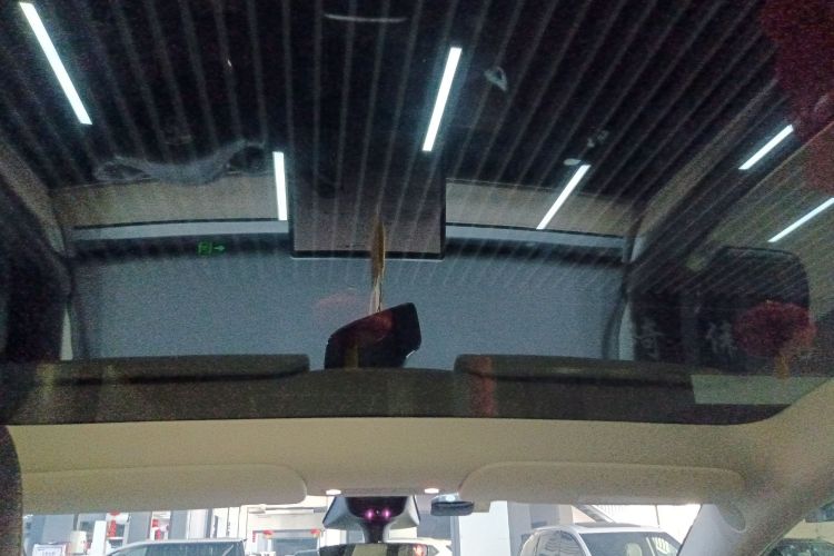 特斯拉 Model Y 2022款 改款 后轮驱动版局部细节22