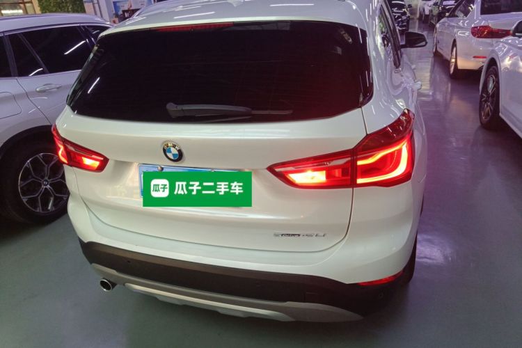 宝马X1 2019款 sDrive18Li 尊享型车身外观6