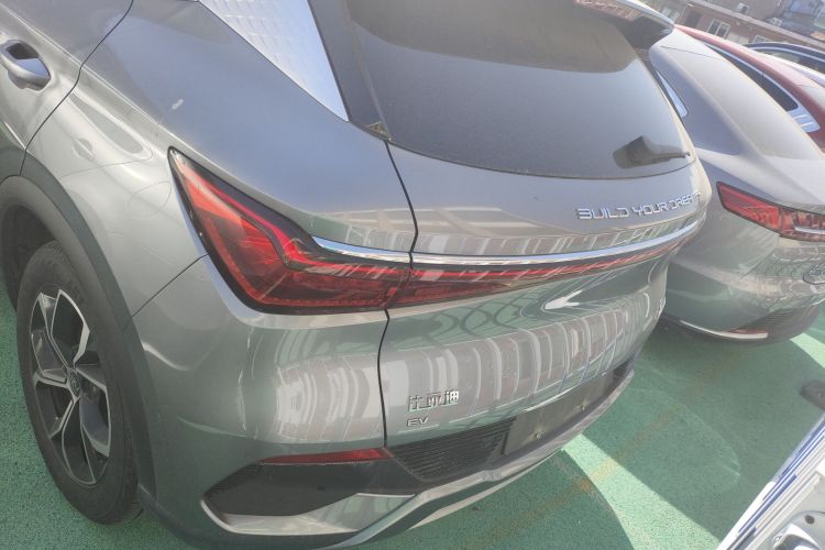 比亚迪 元PLUS 2023款 冠军版 430KM 超越型车身外观6