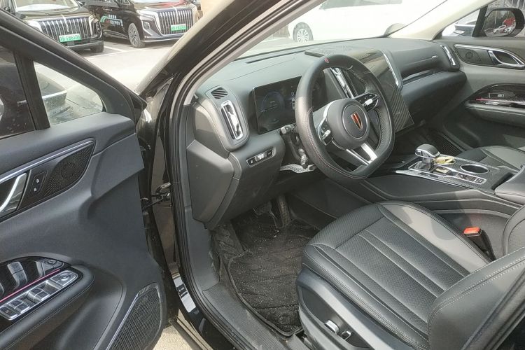 红旗HS3 PHEV 2024款 PHEV 115km 劲为版中控内饰20