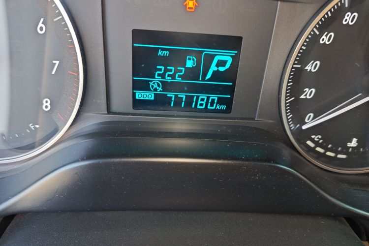 别克 英朗 2015款 15N 自动进取型中控内饰15