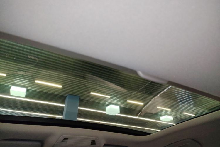 大众 2025款 凌渡L 280TSI DSG酷辣版中控内饰22