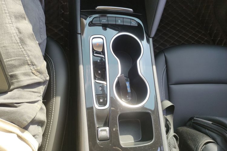 别克 君威 2024款 25T 超享版局部细节18