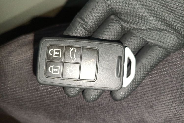 沃尔沃V40 2015款 1.6T 智雅版中控内饰7001