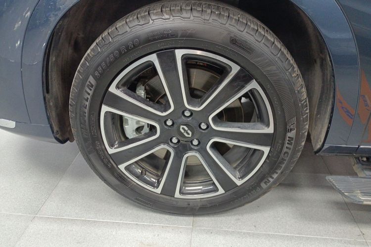 鸿蒙智行 问界M7 2024款 1.5T 智驾四驱Max版 5座车身外观6007