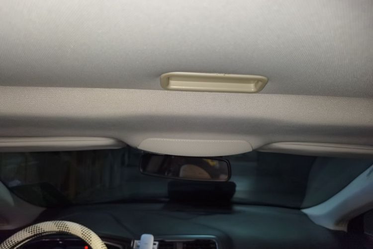 福特 蒙迪欧 2013款 2.0L GTDi240豪华运动型局部细节22