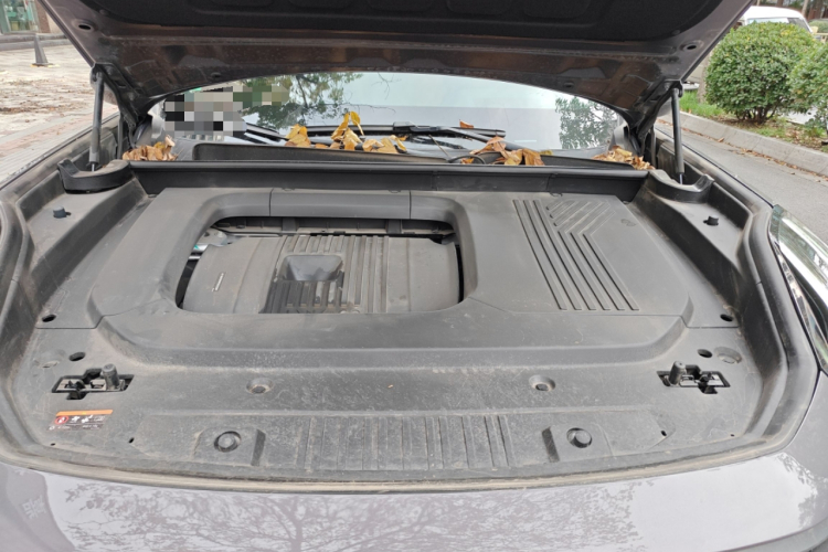 领克09 EM-P 2023款 2.0TD EM-P 远航版PM 六座局部细节24