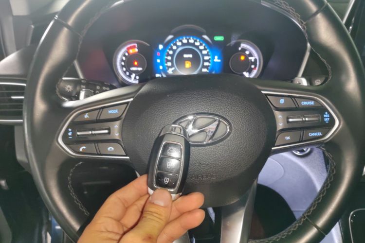 现代 胜达 2019款 380 TGDi GLS 自动两驱豪华版 国VI中控内饰11