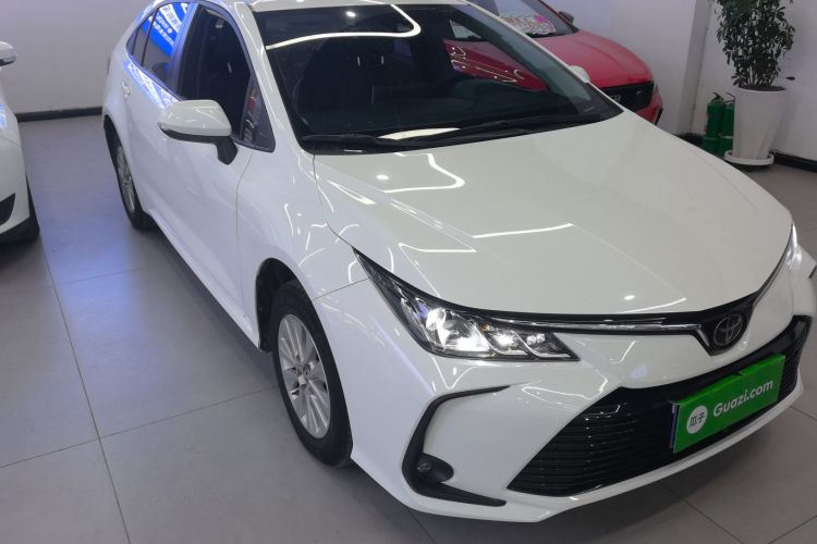 丰田 卡罗拉 2021款 1.2T S-CVT 精英版车身外观3