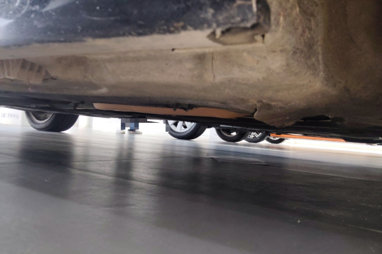 宝马5系 2017款 525Li 豪华设计套装局部细节9001