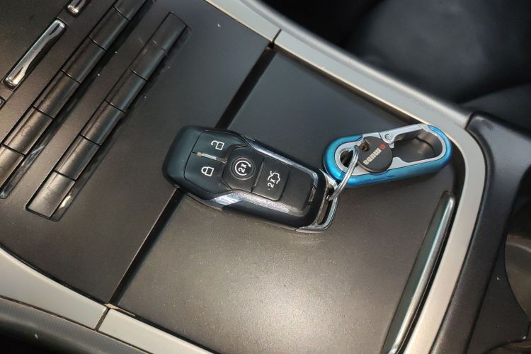 林肯MKX 2015款 2.0T 四驱尊雅版中控内饰11