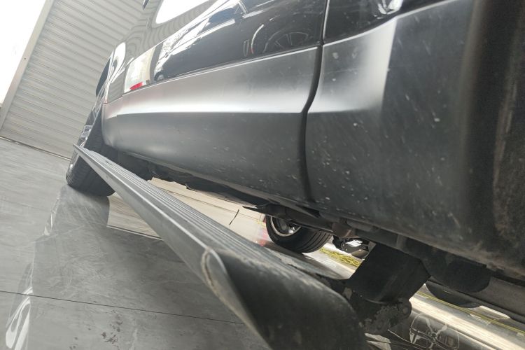 路虎 发现 2017款 3.0 SC V6 HSE局部细节9001