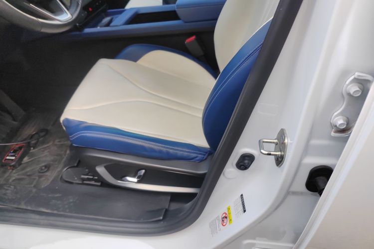 小鹏G3 2022款 G3i 520N+中控内饰19