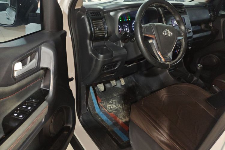 长安欧尚X70A 2019款 1.5L 手动标准型 国VI中控内饰7003