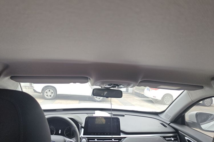 奇瑞 瑞虎5x 2025款 1.5L CVT卓越版中控内饰22