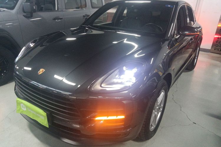 保时捷 2021款 Macan 2.0T车身外观1
