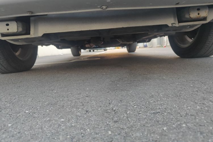 别克GL8 2014款 2.4L 经典版局部细节9008