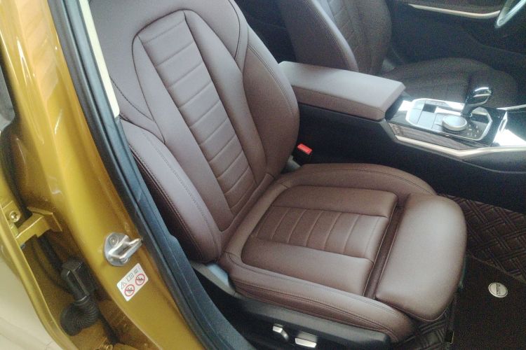 宝马3系 2020款 320Li M运动套装局部细节41