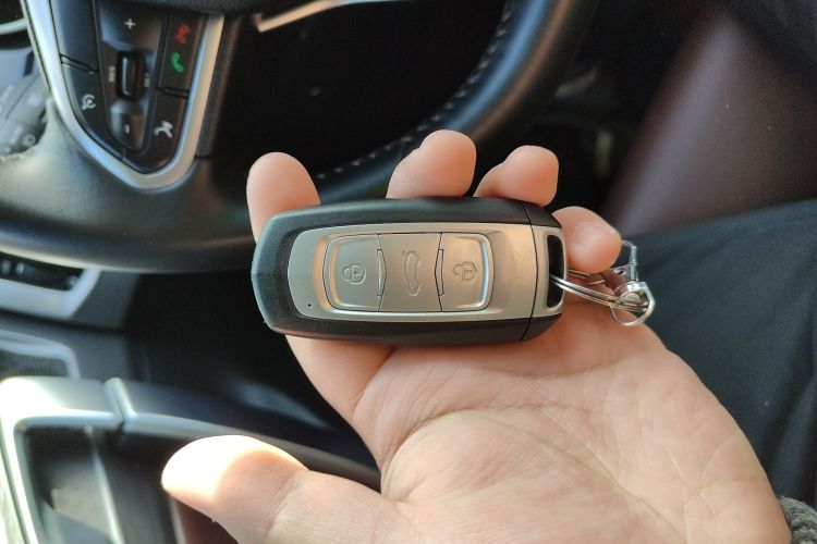 吉利汽车 博越 2022款 1.8TD DCT智雅型中控内饰7001