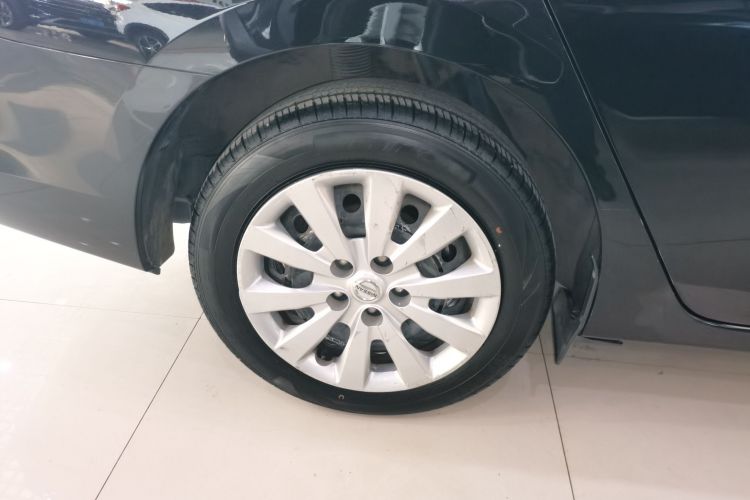 日产 轩逸 2021款 经典 1.6XE CVT舒适版车身外观6008