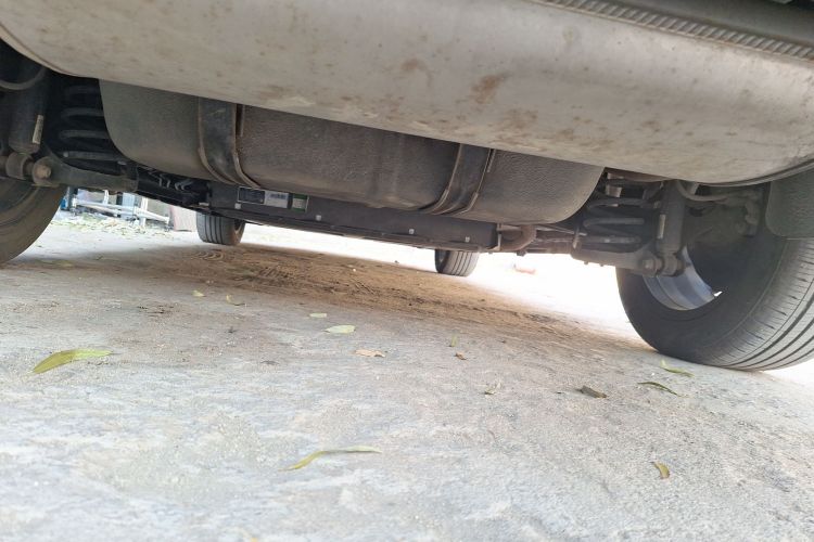 比亚迪 秦PLUS 2023款  冠军版 DM-i 120KM超越型局部细节9009