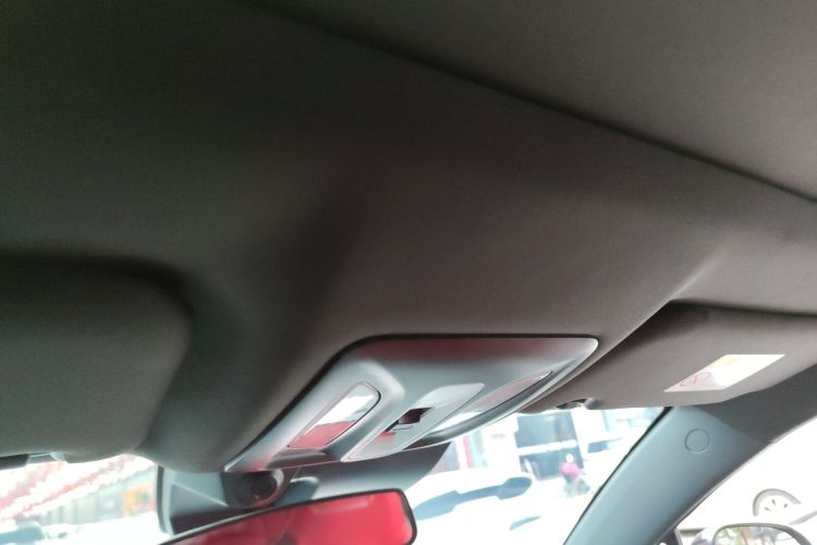 长安UNI-T 2020款 1.5T 尊贵型中控内饰22