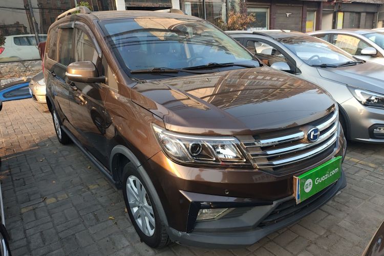 北汽昌河M70 2017款 1.5L 手动航空舱车身外观3