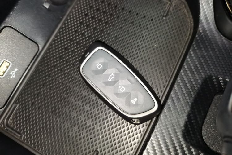 哈弗猛龙新能源 2023款 Hi4 102 探索版中控内饰7001