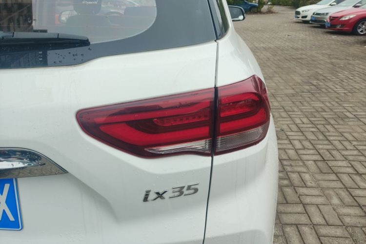 北京现代ix35 2019款 2.0L 自动两驱智勇·畅质版 国V车身外观9