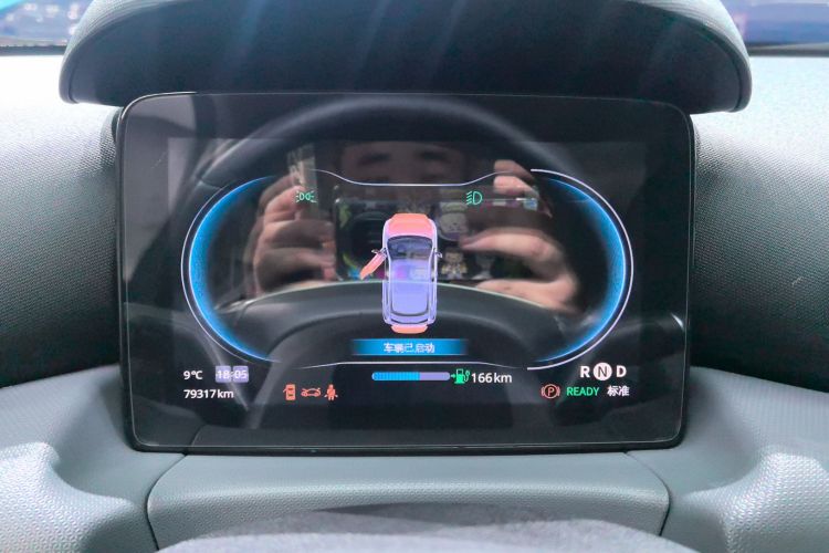 零跑汽车 零跑T03 2021款 400豪华版中控内饰14