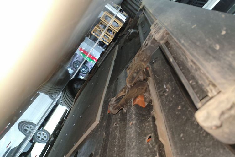 理想汽车 理想L9 2024款 Ultra局部细节9002