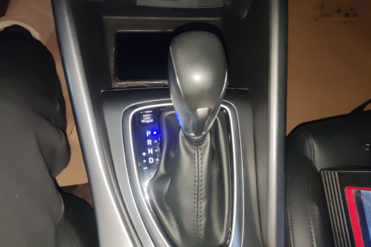 现代 菲斯塔 2019款 280TGDi 智享版 国VI中控内饰18