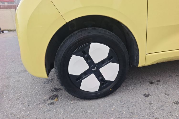 五菱汽车 宏光MINIEV 2024款 第三代 215km 进阶版车身外观6007