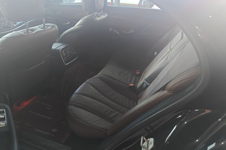 奔驰S级 2014款 S 320 L 商务型中控内饰21