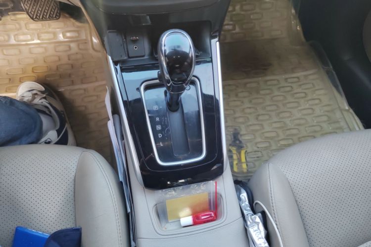 日产 轩逸 2016款 1.6XV CVT智享版中控内饰18