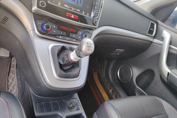 哈弗M6 2018款 1.5T 手动两驱精英型中控内饰18