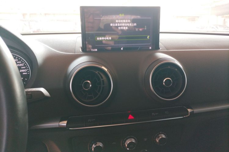 奥迪A3 2019款 Sportback 35 TFSI 进取型 国V中控内饰16