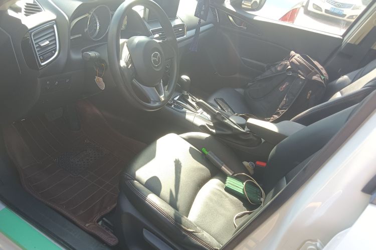 马自达3 昂克赛拉 2016款 三厢 1.5L 自动舒适型中控内饰19