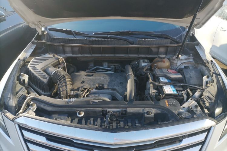 凯迪拉克XT5 2018款 28T 四驱豪华型机舱底盘24