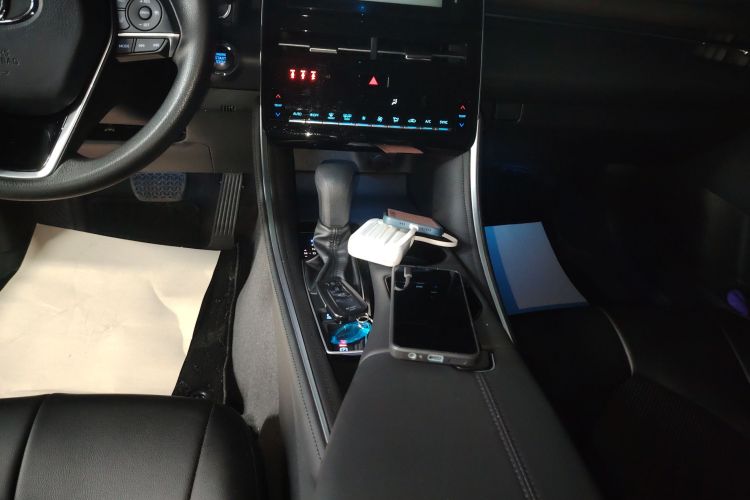 丰田 亚洲龙 2023款 2.0L 进取版局部细节18