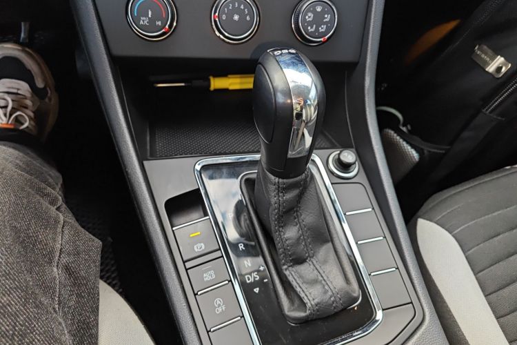 大众 宝来 2023款 200TSI DSG畅行版中控内饰18