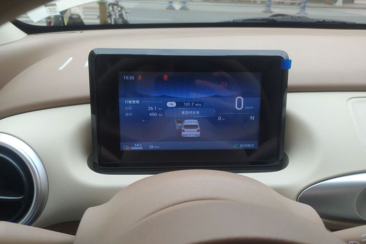 五菱汽车 宏光MINIEV 2025款 四门版 臻享+款中控内饰14