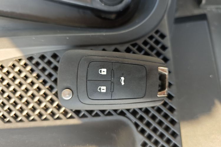 别克 英朗 2018款 15T 手动进取型 国V中控内饰11