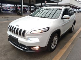 Jeep 自由光 2017款 2.4L 领先版